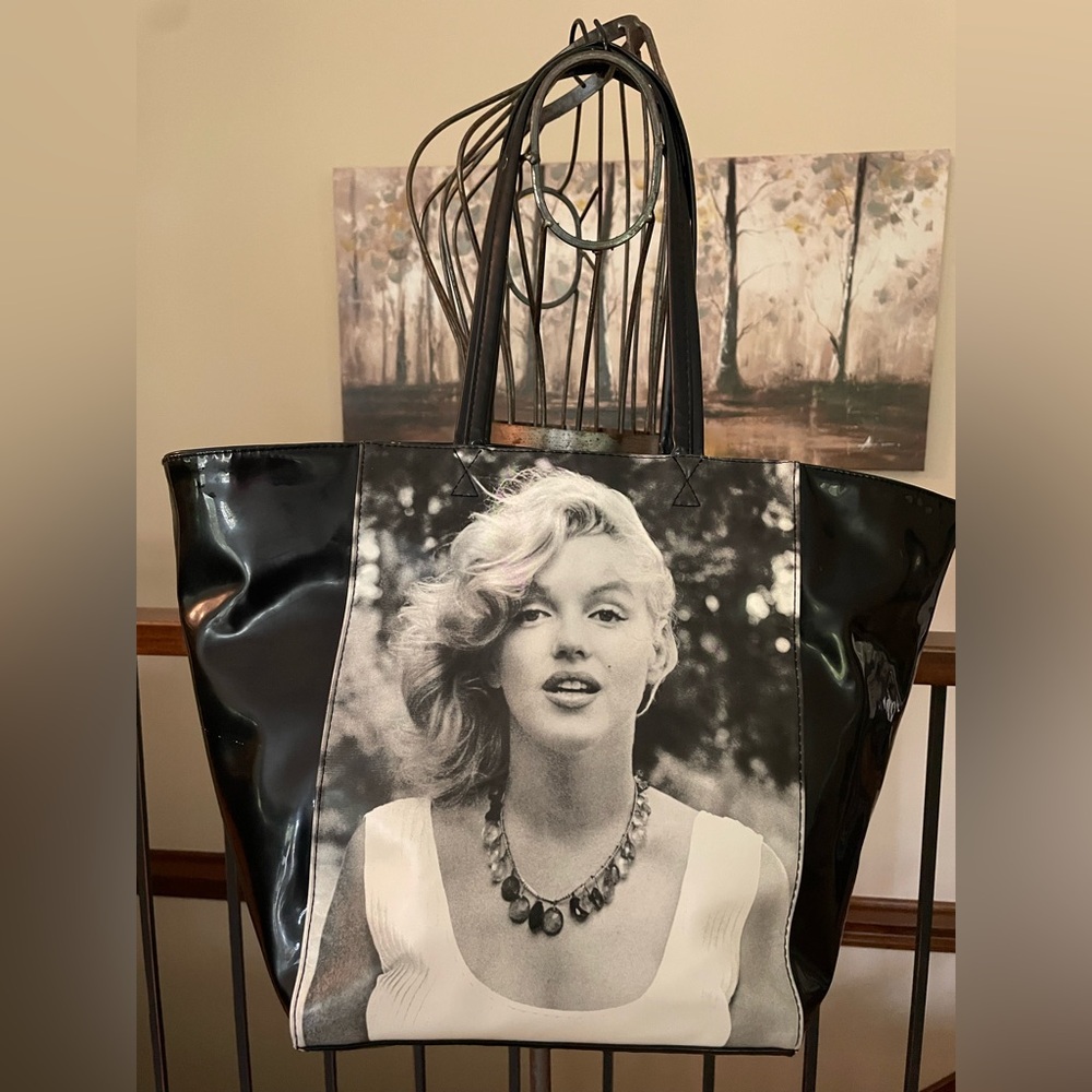 EUC Iconic Marilyn Monroe Black White Large Tote Signature Lining Rare Excellent
